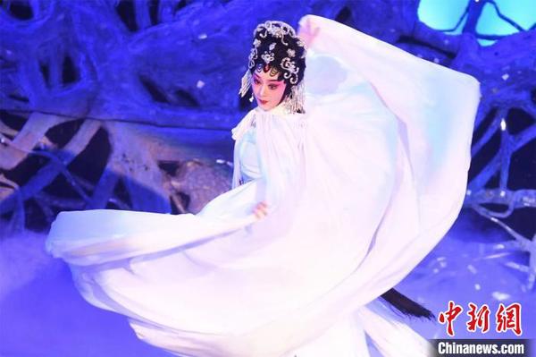 粤剧“世遗”十周年系列活动呈演京城 小新 摄