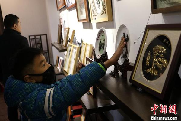 点击进入下一页