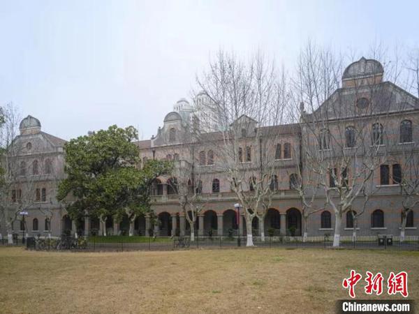 中院。供图