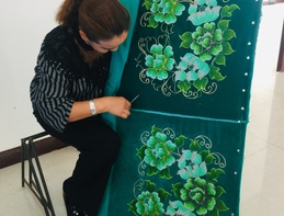 江古丽和阿力甫的民族品牌梦