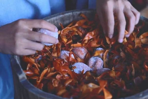 ▲李子柒视频截图