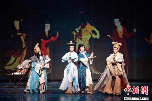 江南民调新版《三笑》剧照 主办方供图