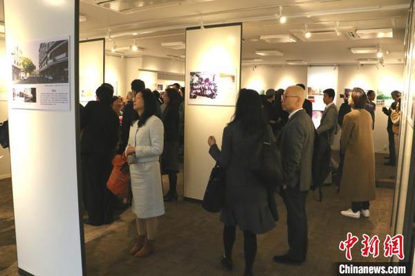 图片展现场?！《?摄