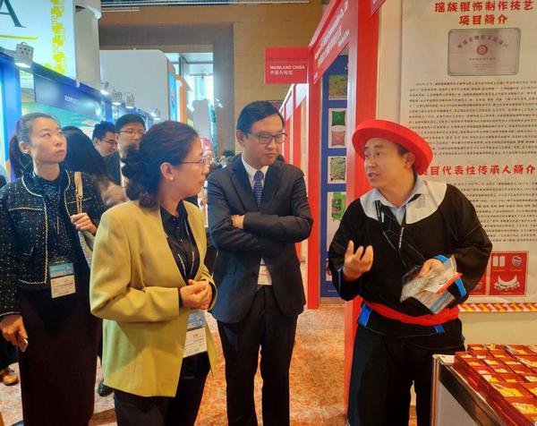 点击进入下一页