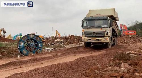 3 △1月26日，武汉火神山医院建设现?。ü┩迹鹤芴ㄑ胧蛹钦?张鹏军）