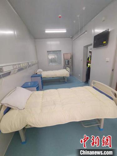 昆明“火神山”医院完工交付新增300个隔离病房床位