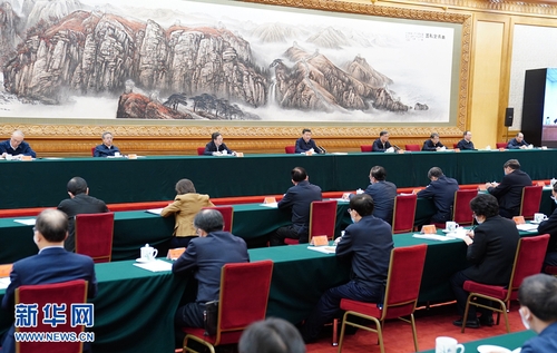 3月6日，中共中央总书记、国家主席、中央军委主席习近平在北京出席决战决胜脱贫攻坚座谈会并发表重要讲话。 新华社记者 鞠鹏 摄