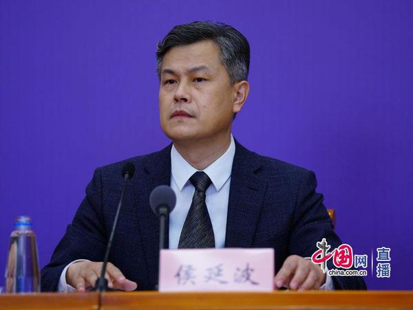 国家邮政局市场监管司副司长侯延波