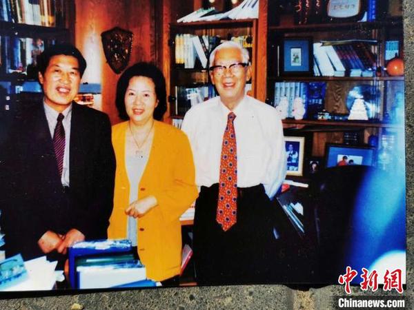 86岁老作家忆柏杨二三事：手稿、骨灰终回大陆