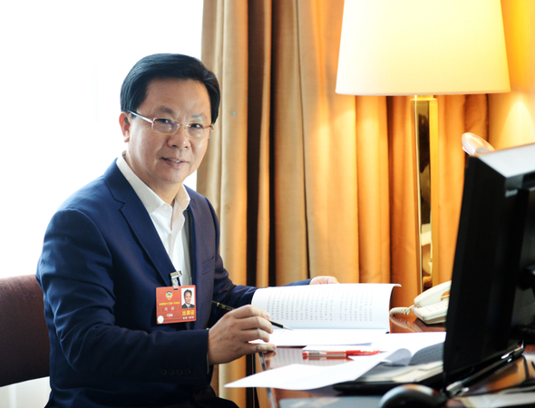 第十三届全国政协委员、中山大学教授刘昕