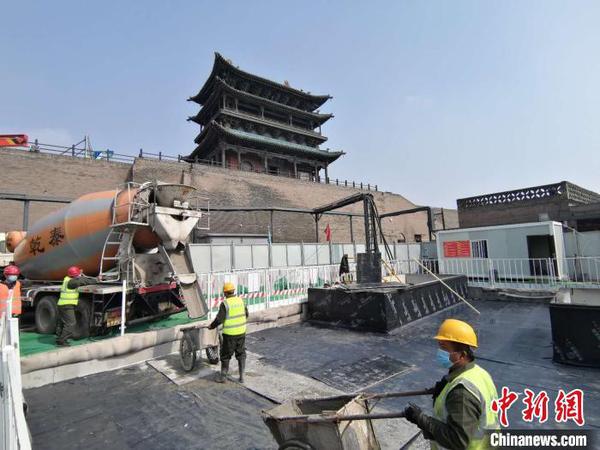 平遥古城“疫后”抢时间重塑“地下经络”?！±钚滤?摄