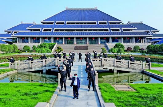 点击进入下一页