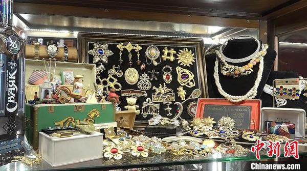 点击进入下一页