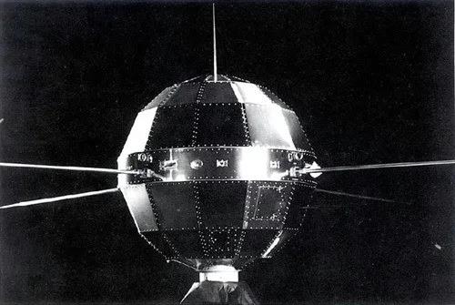 ▲图为我国第一颗人造地球卫星“东方红一号”（资料照片）。新华社发