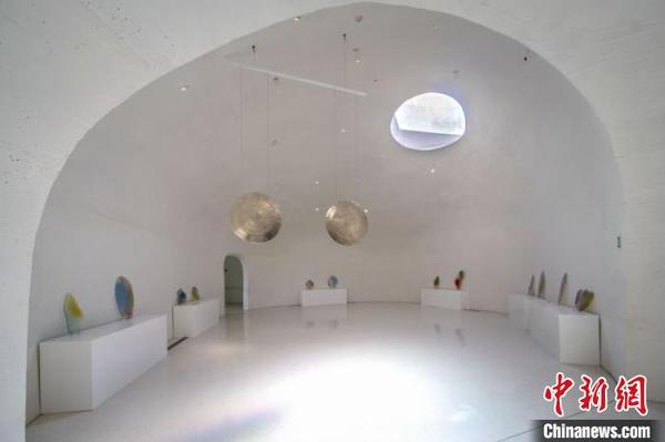 “沉睡者的抵抗”即将呈展 寄予文 摄