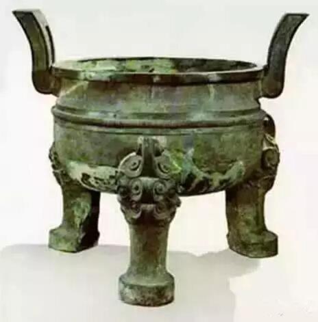 19.朱然墓出土漆木屐