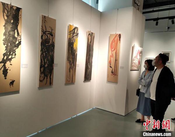 展览一角?！⊙罘?摄