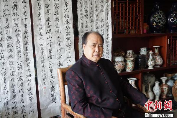 沈阳八旬书法家姚哲成以笔墨为器抒抗“疫”之志