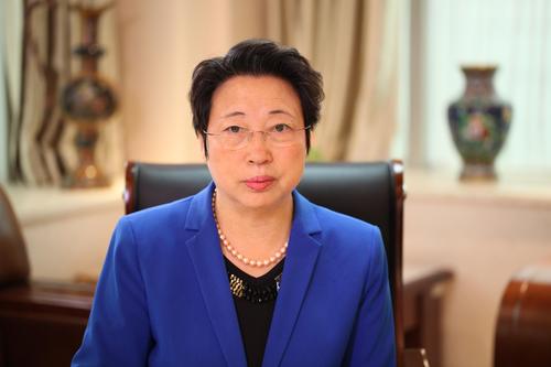 全国政协委员、中华护理学会名誉理事长 李秀华