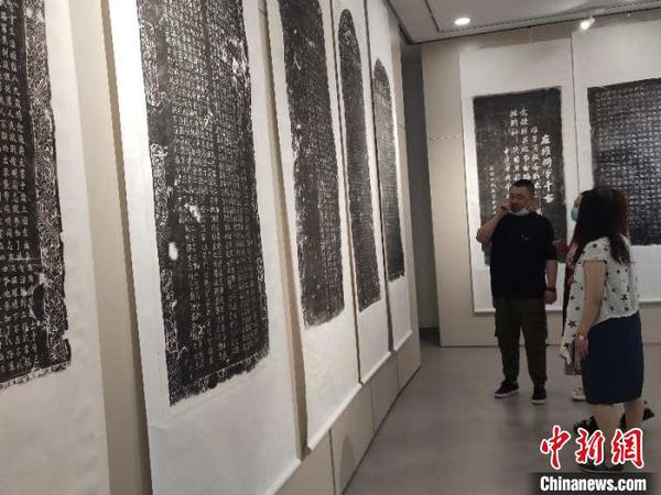 展览现场?！〗惺形抗┩?摄