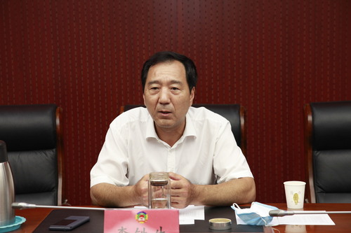 李铁生副主席出席会议并讲话 李铁生副主席出席会议并讲话