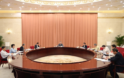 齐波  稿子第一句做图说