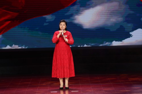 《祖国啊，我亲爱的祖国》 作者：舒婷 朗诵：刘东方(自治区政协委员  南宁市总工会副主席、党组成员)