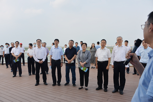 天津市政协组织部分委员调研考察绿色生态屏障建设情况