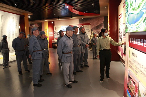 机关党员干部参观红谷主题教育纪念馆