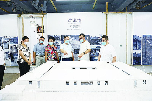 2022年9月8日，“协商于民”政协委员新场工作站开展协商活动。