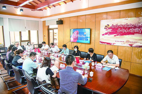 2022年9月26日，“协商于民”政协委员南码头工作站开展协商活动。