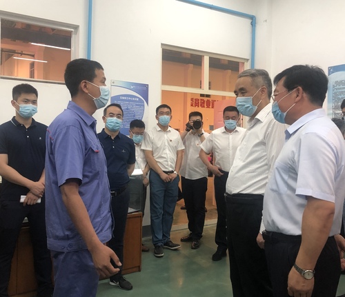 主图～调研组围绕“充分发挥职业教育在乡村(1676305)-20230215080159