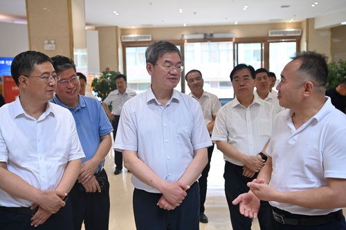 （甘肃站 贯彻落实二十大精神）实干笃行奋(2877742)-20230828074605