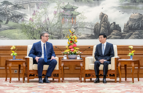 （“一带一路”高峰论坛）王沪宁会见塞尔维(3139236)-20231017153129