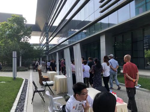 图为8月15日，“闻‘汛’而动 就业有爱”房山区专场招聘会现场。（受访者供图）