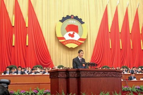 连介德作大会发言