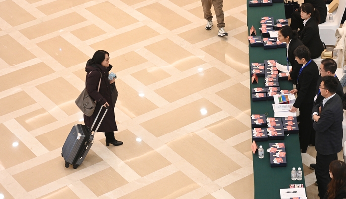 政协委员陆续报到，海淀开启“两会”时间