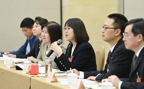 图为“关于推进《北京市居民集中供热暂停和恢复供热指导意见》更好落实的提案”办理协商会现场。2