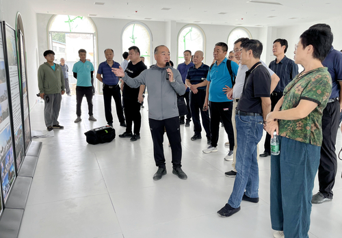 （0701 配稿）韩家墅村“当家人”胡震(4851547)-20240701092833(1)