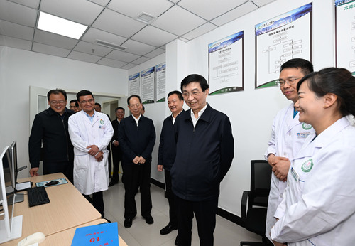 第四次对口支援西藏工作会议召开　　王沪宁(5242547)-20240828230743