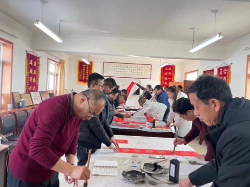 （0923配稿）_张永智：做书画文化的传(5390895)-20240923094704