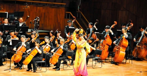 （1014）肖迪：东北一枝“梅”&nbsp; 翘首(5498874)-20241014090638(1)