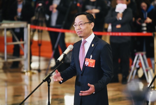 (1202)让“法治中国”浸润在百姓生活(5811145)-20241202084657