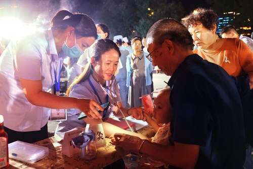 （1204）王慧琴：夜市“摆摊”的中医((5836916)-20241204103905