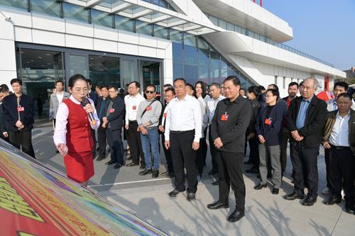 （地方全会）视察重大项目建设(6290491)-20250207101938