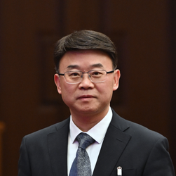 履职如长跑 贵在久久为功