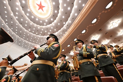 图为军乐团在演奏。本报记者 齐波摄(6707156)-20250311135150