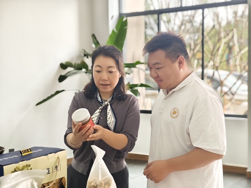 （6.20主稿配图）黄玮在云南省镇沅县振(7506564)-20250620090333