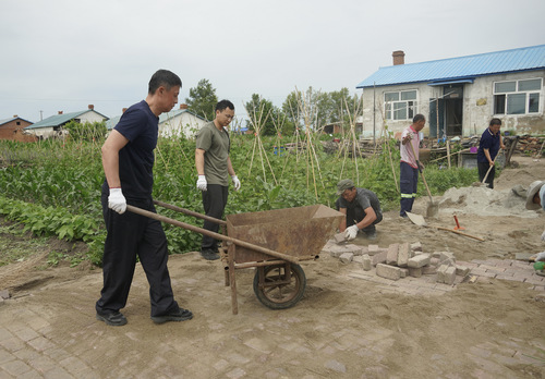 铺路(7718637)-20250715094640