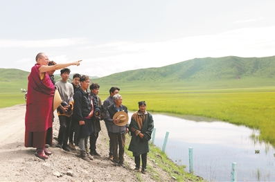 达扎·尕让托布旦拉西降措